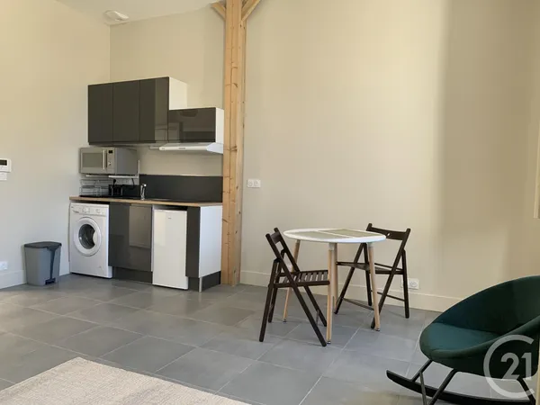 Studio 1 pièce 33 m²