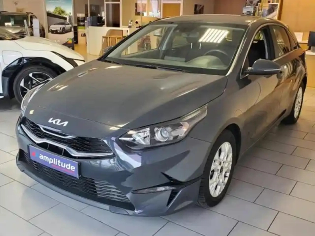 Kia Ceed 1.5 t-gdi 160ch active dct7 — photo 2