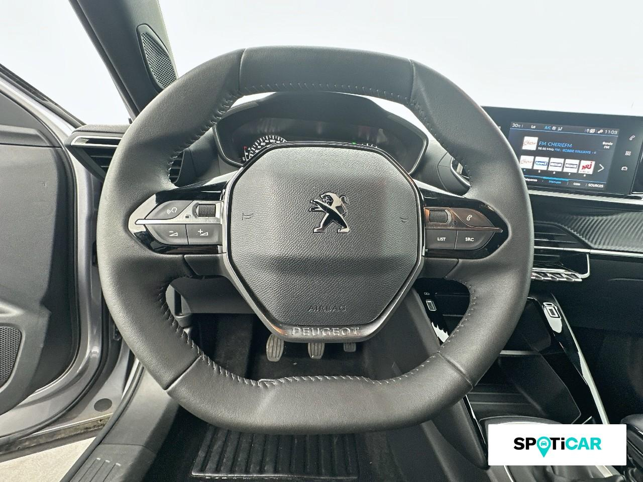 Peugeot 2008 1.2 puretech 100ch s&s style — photo 12