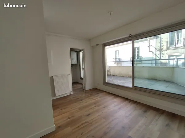 Studio 1 pièce 25 m²