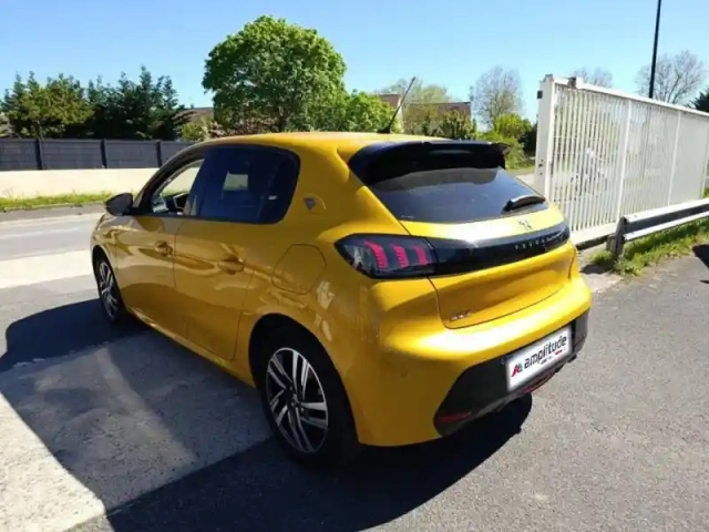 Peugeot 208 1.2 puretech 100ch s&amp;s roadtrip eat8 — photo 22