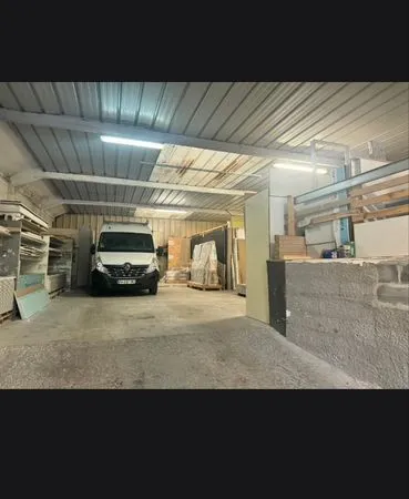 Local professionnel / entrepôt 315 m² - Hersin-Coupigny