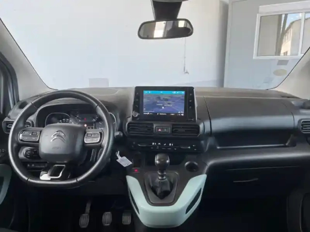 Citroën Berlingo xl bluehdi 130ch s&amp;s shine 7 places — photo 3