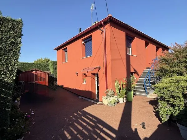 Maison 8 pièces 148 m²