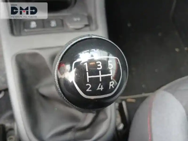 Volkswagen Up ! 1.0 75ch bluemotion technology ! connect 5p euro6d-t — photo 8