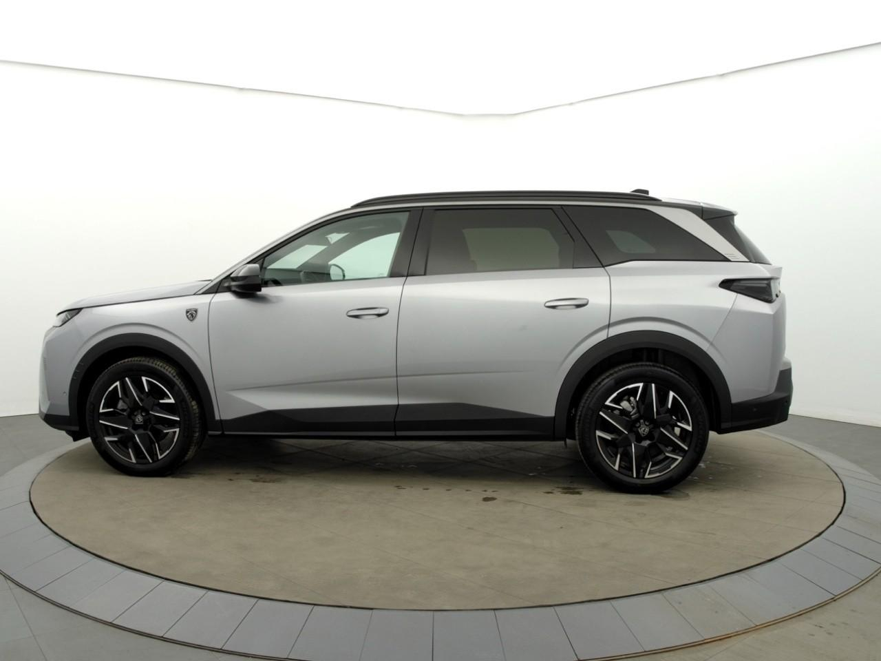 Peugeot 5008 hybrid 145 e-dcs6 gt — photo 2