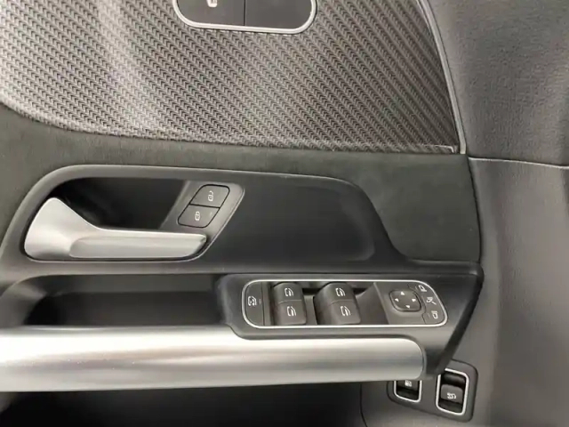 Mercedes Gla 250 e 8g-dct — photo 27