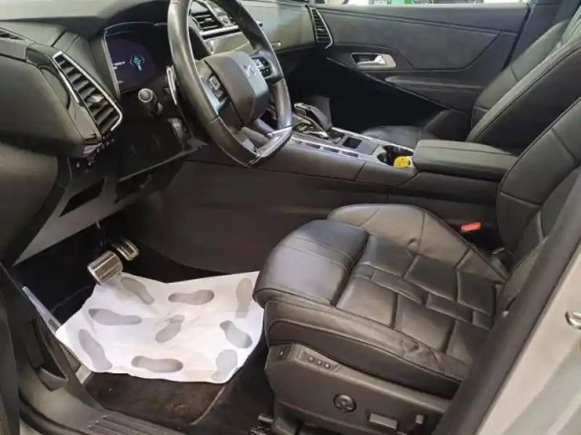 Ds Ds 7 crossback e-tense 4x4 300ch louvre — photo 9
