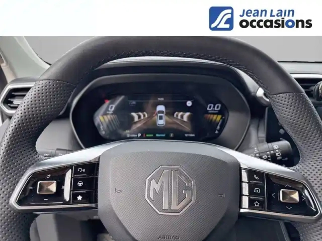 Mg Zs 1.5 l hybrid+ 197 ch — photo 12