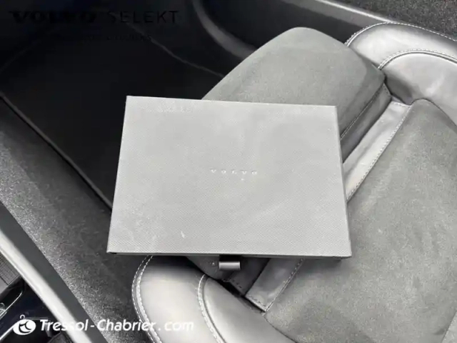 Volvo Xc40 t5 recharge 180+82 ch dct7 r-design — photo 16