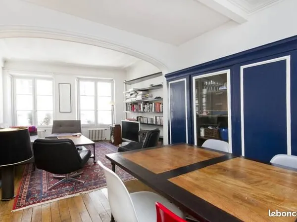 Paris 10e - Rue de l'Échiquier | 2 pièces de charme 54 m² - Parquet & Verrière