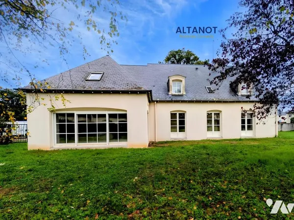 Maison 6 pièces 193 m²