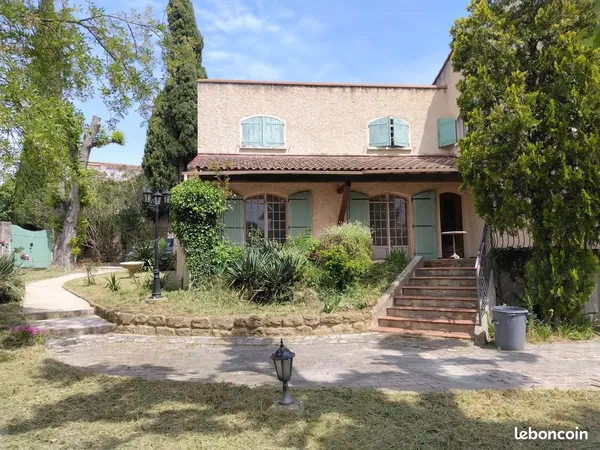 Salon-de-provence Maison 6 pièces