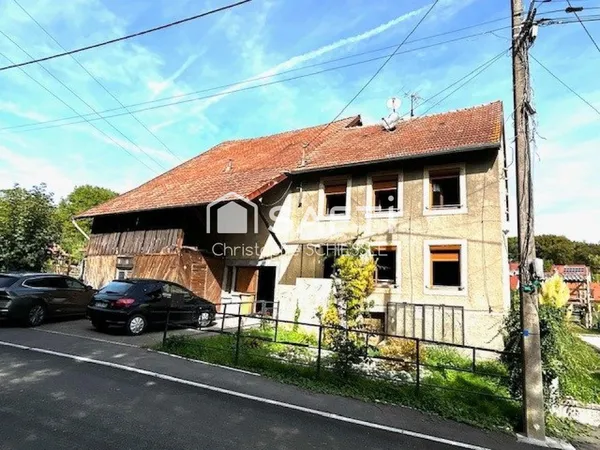 corps de ferme de 90 M2 avec grange, écurie et atelier