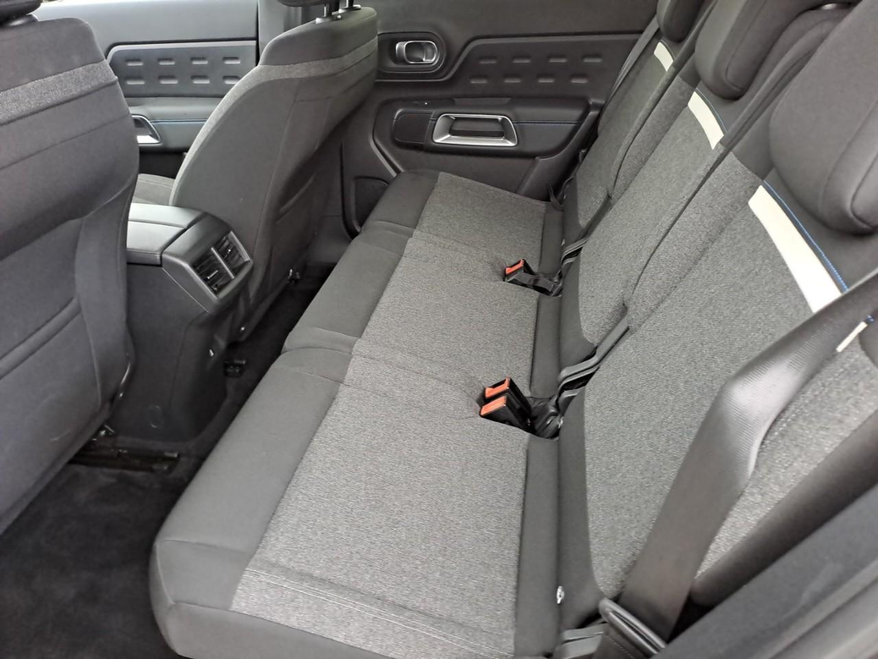 Citroën C5 Aircross hybride 136 e-dcs6 plus — photo 10