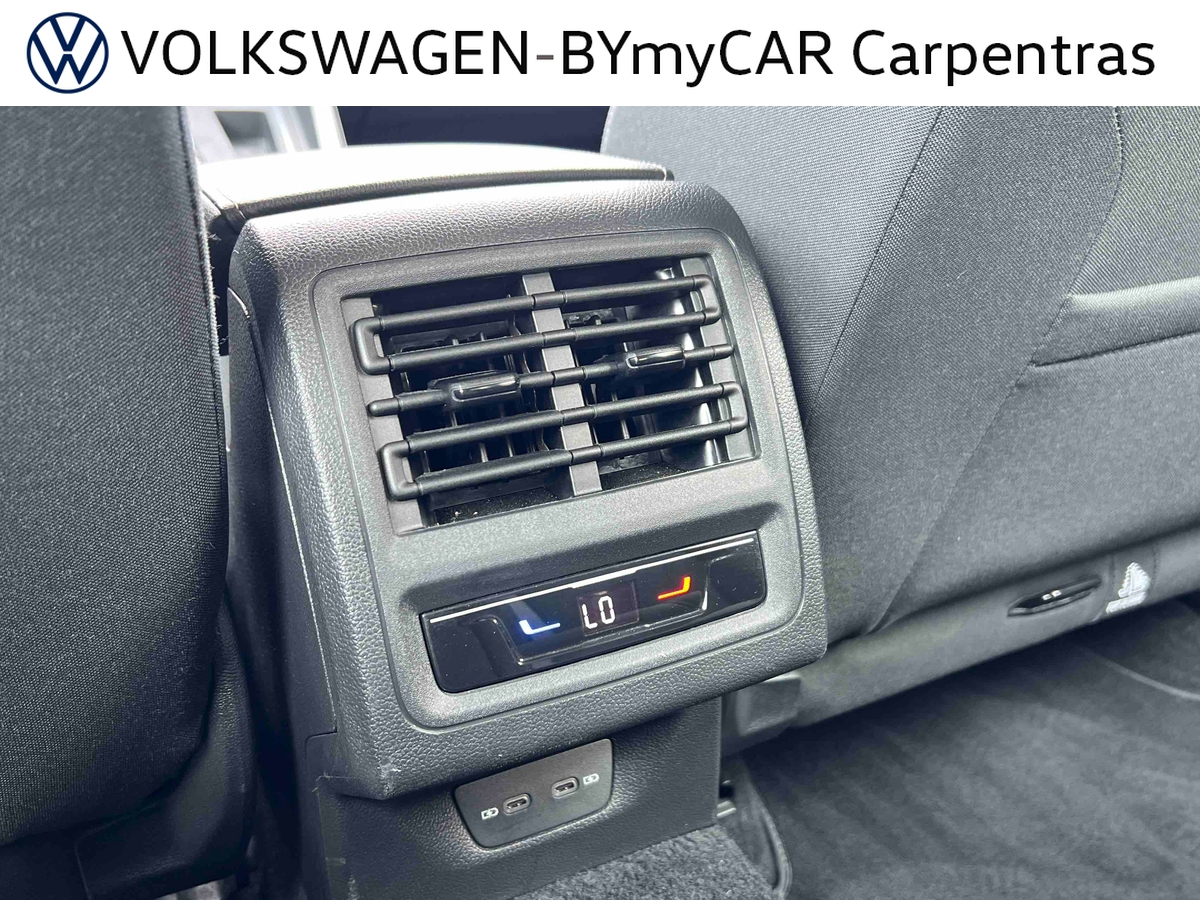 Volkswagen Golf 1.0 eTSI OPF 110 DSG7 — photo 33