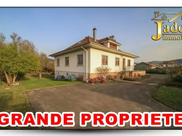 Maison 7 pièces 200 m²