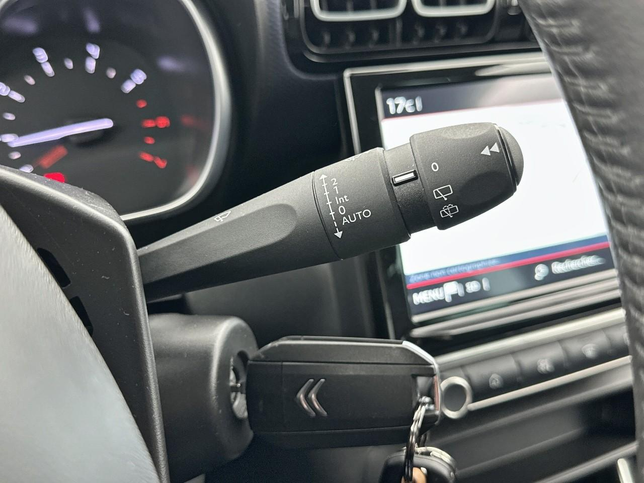 Citroën C3 Aircross puretech 130 s&s eat6 shine — photo 18