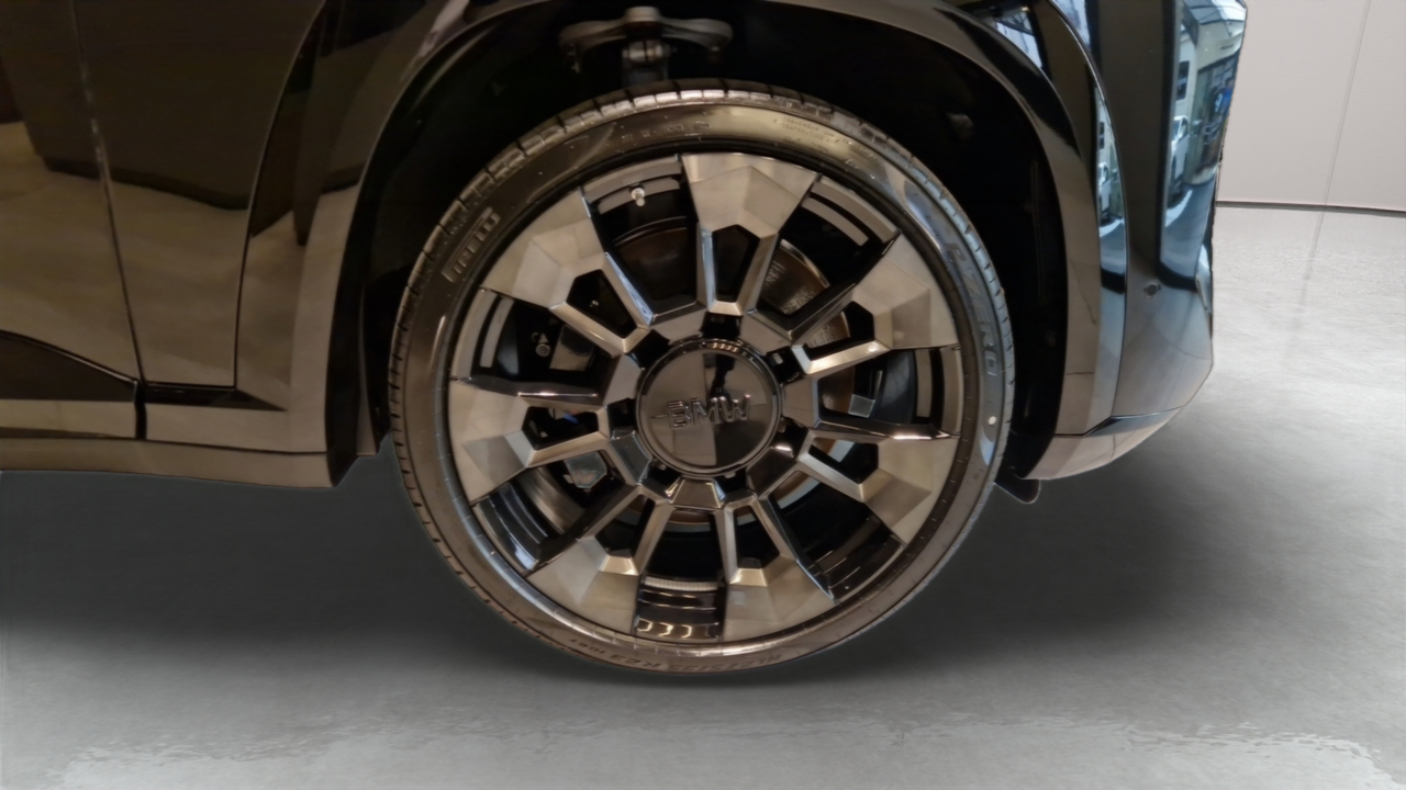 BMW XM 50e 476 ch BVA8 — photo 14