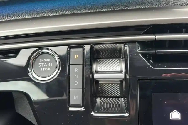 Peugeot 5008 hybrid 145 ch e-dcs6 — photo 4