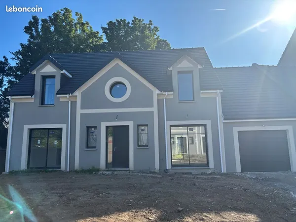 A louer maison neuve 140m2 à Le Mesnil Esnard