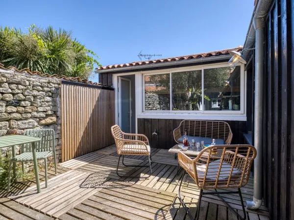 Vends maison charmante échoppe ostréicole en bord de mer