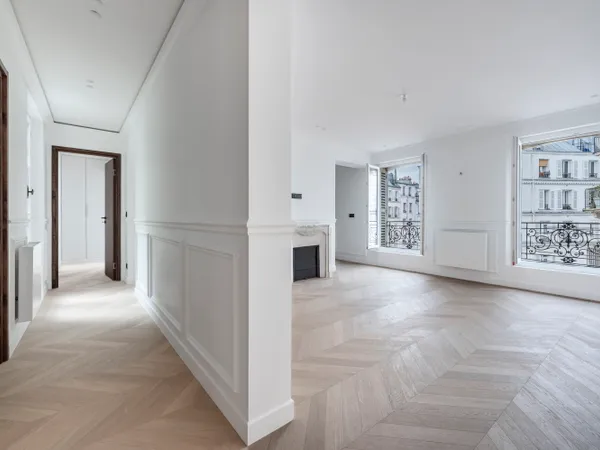 Montmartre - Pied de la Butte - 4 pièces de 94 m²