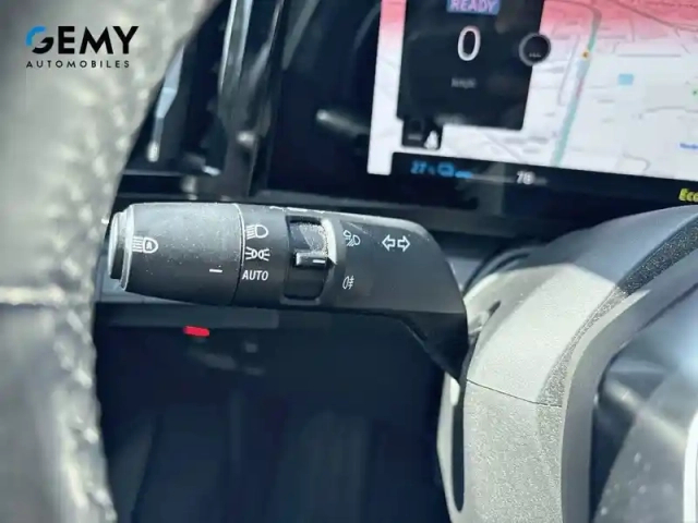 Renault Megane e-tech ev40 130ch standard charge — photo 19