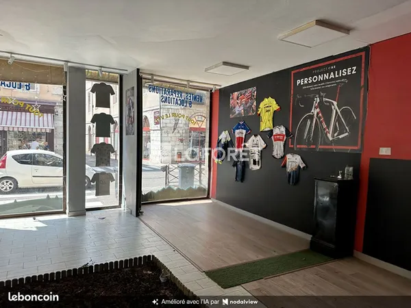 Immeuble 8 pièces 270 m²
