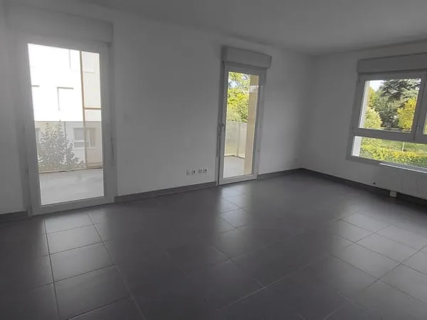 T2 avec garage et terrasse