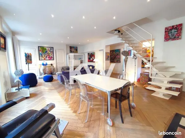 Duplex 6 pièces 215 m²