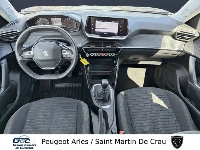 Peugeot 2008 puretech 130 s&amp;s bvm6 — photo 8
