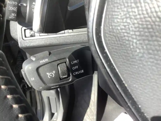 Peugeot 5008 bluehdi 130ch s&amp;s eat8 allure pack — photo 23