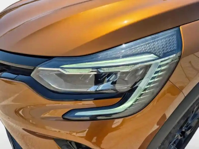 Renault Captur 1.0 tce 100ch rive gauche gpl — photo 9