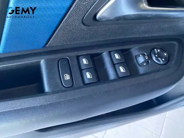 Citroën C4 e- 136 ch automatique — photo 12