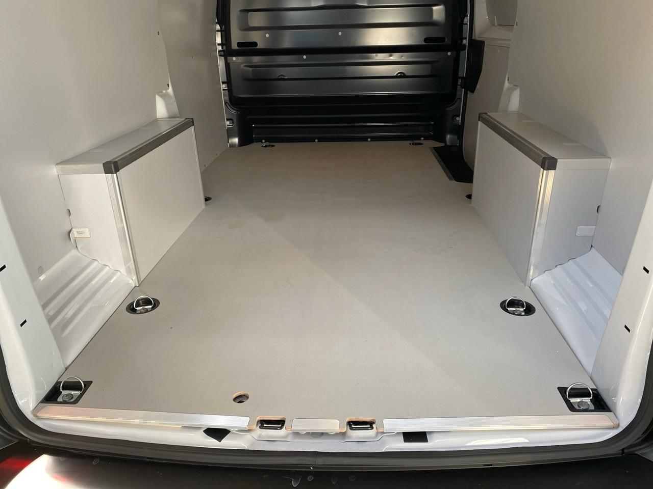 Peugeot Expert xl 2.2 diesel 150ch pack premium connect — photo 6