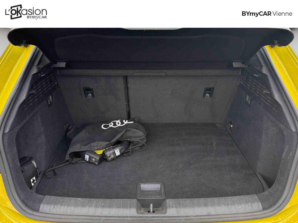Audi A3 Sportback 40 TFSIe 204 S tronic 6 — photo 12