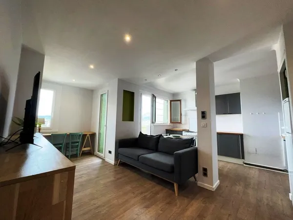 Bel appart T3 lumineux de 60 m² avec une vue magnifique à Annec