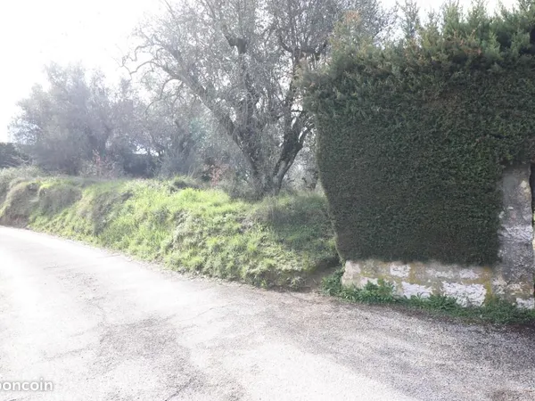 Terrain 1 184 m² Contes