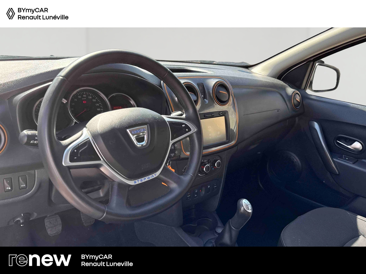 Dacia Sandero TCe 90 — photo 9
