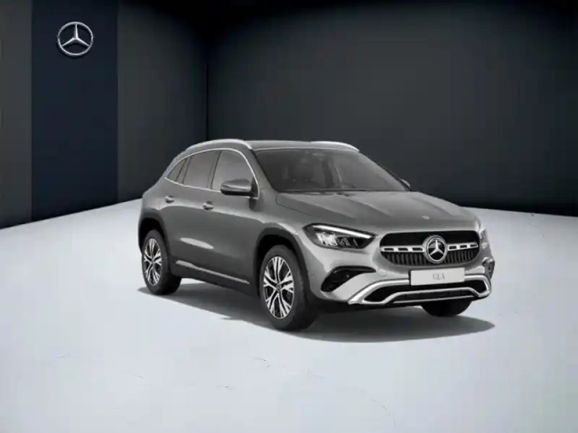 Mercedes Gla 200 d progressive line — photo 47