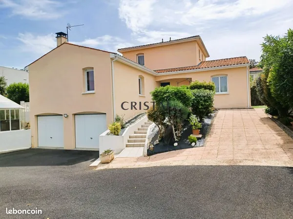 Villa 5 pièces 132 m²