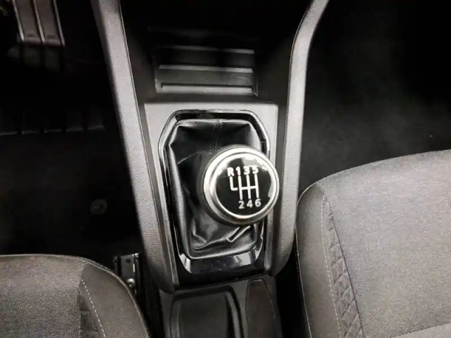 Renault Clio tce 100 gpl - 21n — photo 6