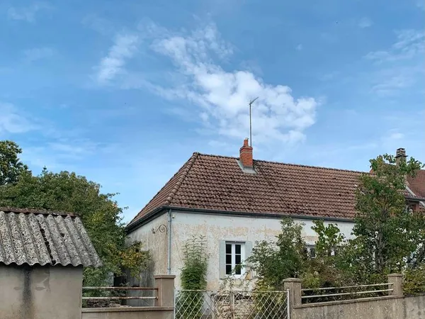 Maison centre bourg Saint-Sernin-du-bois