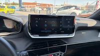 Peugeot 2008 1.2 Hybrid 145ch Style e-DCS6 — photo 19