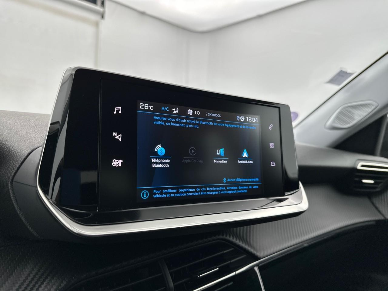 Peugeot 2008 puretech 100 s&s bvm6 style — photo 23
