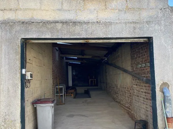 Garage/Box 52m2 à louer