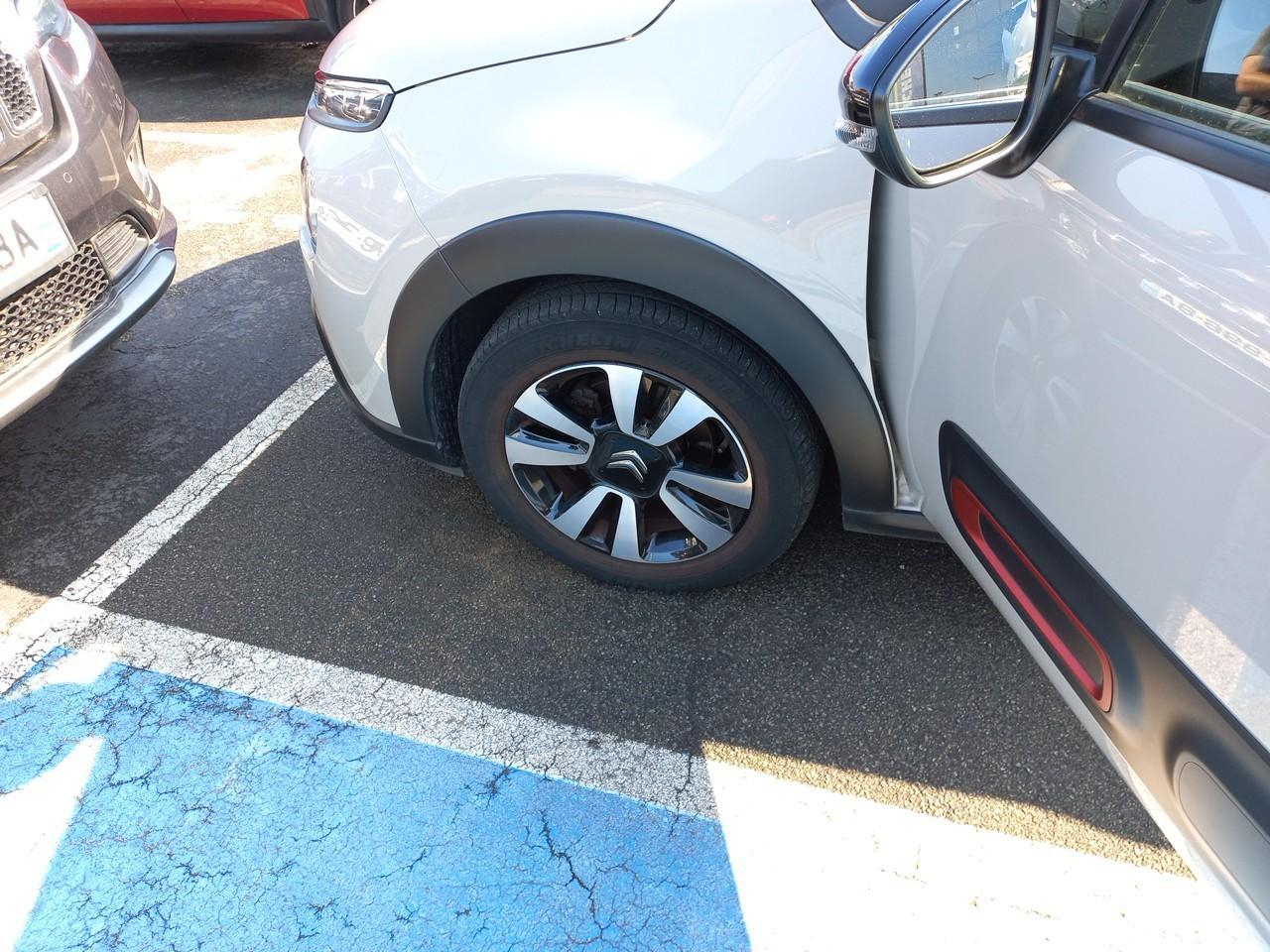Citroën C3 puretech 110 s&s bvm6 c-series — photo 12