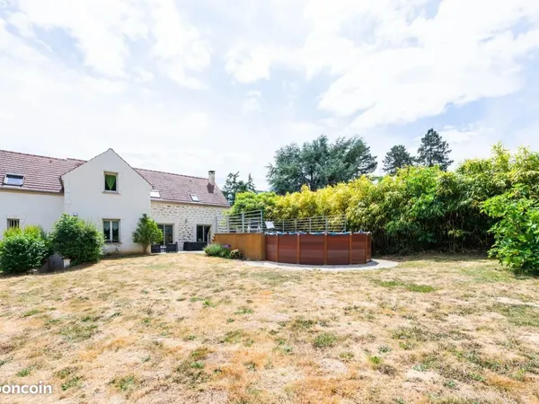 Maison 8 pièces 180 m²