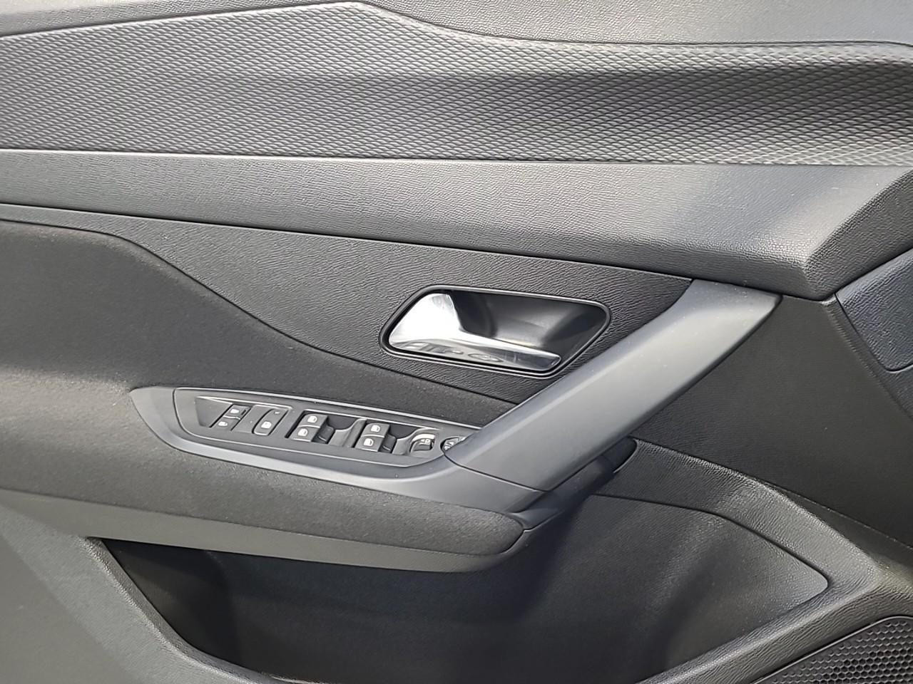 Peugeot 308 bluehdi 130ch s&s eat8 active pack — photo 24